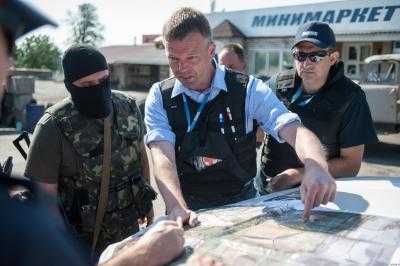 Волонтер: из-за отсутствия информации о рамочном соглашении, по отводу войск, люди находятся в страхе