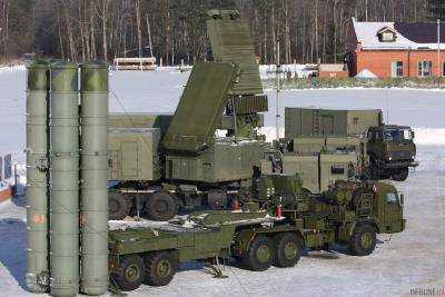 Факт развертывания в Сирии ракетного комплекса С-300ВМ был подтвержден Москвой