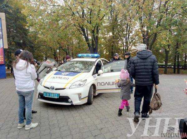 Акция «Кофе с полицейским» прошла в Мариуполе