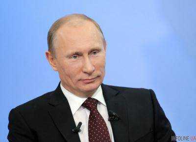 В АП назвали заявления В.Путина по "нормандскому формату" фарсом