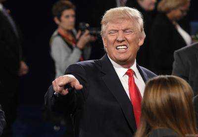 Кандидат в президенты Д.Трамп отверг обвинения в сексуальных домогательствах от порноактрисы