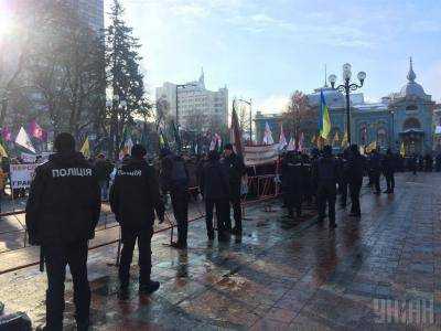 Никакой провокации во время проведения митингов в Киеве пока не зафиксировано