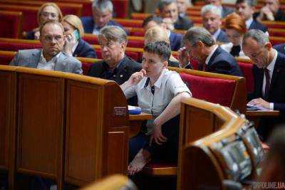 Тимошенко заявила, что вопрос исключения из фракции народного депутата Савченко не обсуждается