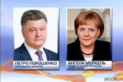 Президент Украины Петр Порошенко и канцлер Германии Ангела Меркель договорились о встрече глав МИД стран нормандской четверки