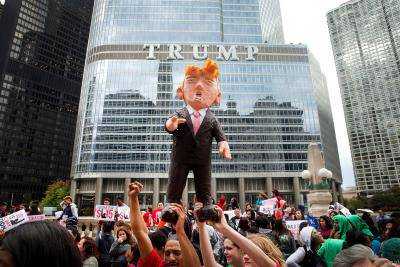Протест против Д.Трампа было выложено на Google Maps
