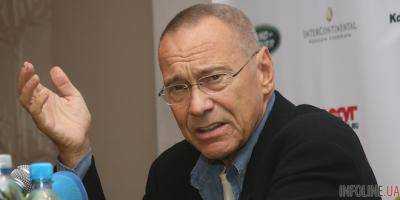 Российский режиссер Андрей Кончаловский выступил против продажи попкорна на его фильмах