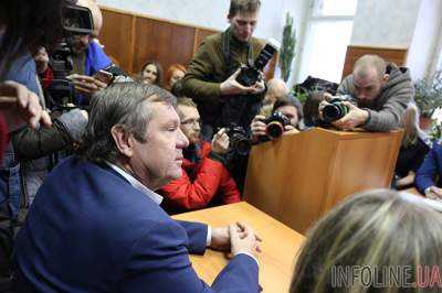 Известный российский шансонье Александр Новиков был арестован по подозрению в мошенничестве