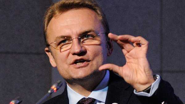 Лидер партии "Самопомич" Андрей Садовой  заявил, что его хотят снять с мэрства