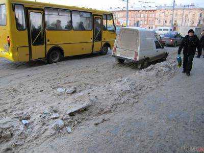 Во Львове 90% маршруток не вышло на маршруты
