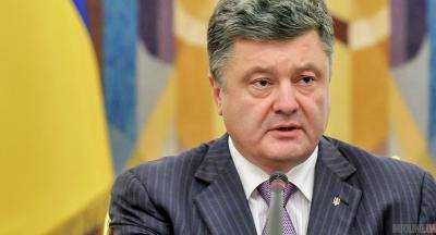 Президент Украины Петр Порошенко проинформировал председателя бундестага об обострении ситуации на Донбассе