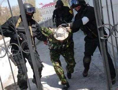 Задержанного в Авдеевке пособника террористам везут в Киев - ГПУ