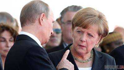 Путин и Меркель договорились о встрече в "нормандском формате"
