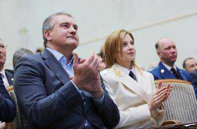 Н.Поклонскую и С.Аксенова вызвали в генпрокуратуру для вручения подозрения