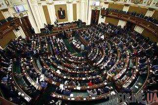 По данным СМИ Британский парламент возобновит свою работу 23 марта