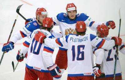 США победили Россию и выиграли группу А на чемпионате мира по хоккею