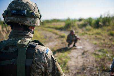 В зоне АТО погиб украинский военный, пятеро ранены