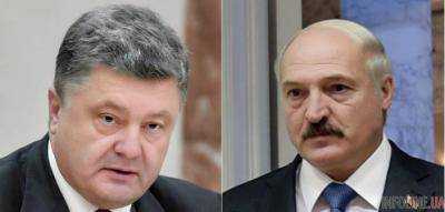 Порошенко поздравил Лукашенко с Днем независимости Беларуси