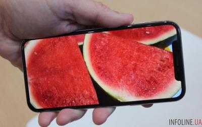 Пользователи Android "превращают" свои гаджеты в iPhone X