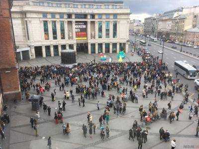 Волна "заминирований" в Петербурге: эвакуировали 30 тыс. человек