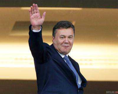 В Киеве на Крещатике появился Янукович: Юра, а я?