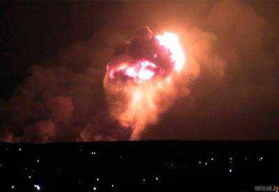 Под Харьковом произошел мощный взрыв: столб огня попал на видео, пострадавших тысячи