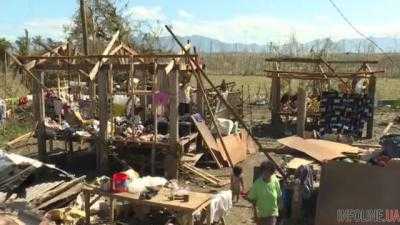Число жертв шторма на Филиппинах возросло