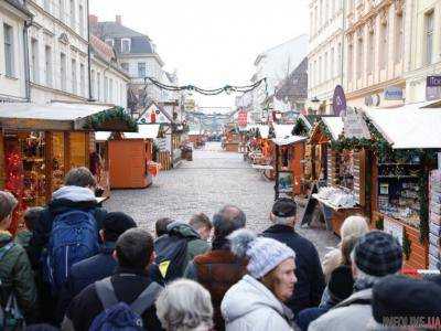 В Германии полиция эвакуировала рождественскую ярмарку из-за угрозы взрыва