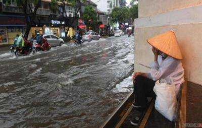 Во Вьетнаме из-за тайфуна "Тембин" эвакуированы более 650 тысяч человек