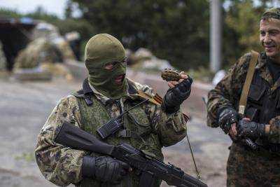 Названа зарплата террористов на Донбассе