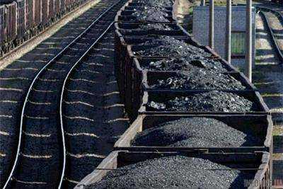 "Укрзализныця": объемы перевозок угля и металлов упали из-за потери мощностей в ОРДЛО