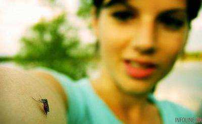 Ученые выяснили, почему некоторых людей комары кусают чаще других