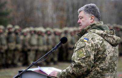 Порошенко одобрил допуск иностранных военных для участия в учениях