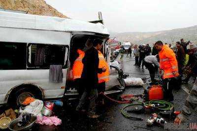 В Турции в ДТП погибли девять человек, среди них - дети