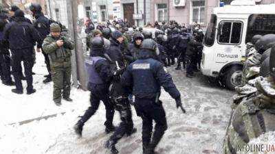 Дело Труханова: Под судом подстрелили силовика, начались задержания.Видео