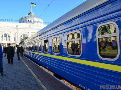 С сегодняшнего дня украинцы могут покупать билеты на поезда в Польшу онлайн