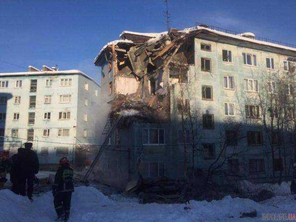В российском Мурманске прогремел взрыв в жилом доме: обрушились три этажа