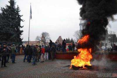 Поджоги, бунт и провокации: как Закарпатье превращается в еще одну горячую точку Украины