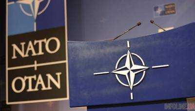 НАТО намерено сохранить "сильное ядерное сдерживание"
