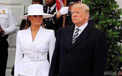 На встрече с Макроном жена Трампа "устроила скандал". Видео