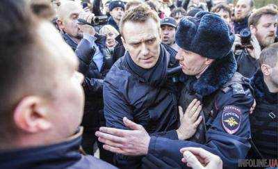 На акции протеста в Москве задержали Навального