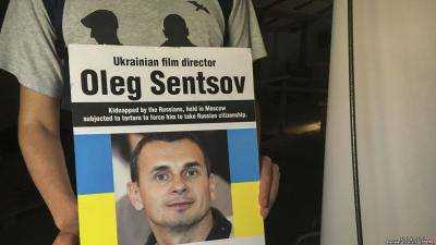 "Не дайте Олегу умереть!": Европейская киноакадемия призвала освободить Сенцова