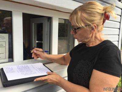 В колонии приняли заявление Денисовой о визите Сенцова