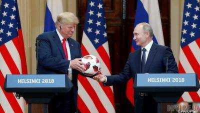 Шок: в подаренном Путиным Трампу мяче нашли чип