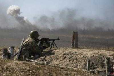 С начала суток боевики 9 раз обстреляли позиции украинских военных на Донбассе
