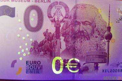 На родине Маркса банкноты номиналом ноль евро стали хитом продаж