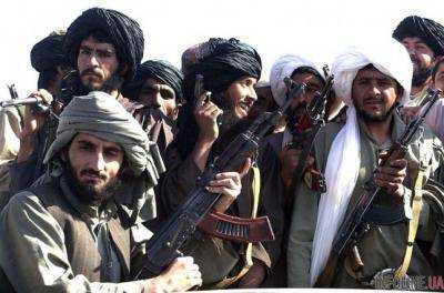 В Афганистане талибы взяли в заложники более сотни человек - СМИ