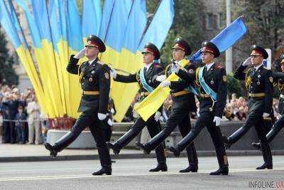 Российский эксперт о параде в Киеве: «Парад потряс Москву от хохота»
