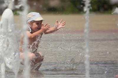 Ребенок в Хмельницкой области попал в ловушку в фонтане
