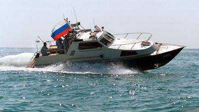 Российский пограничный катер устроил в Азовском море провокацию