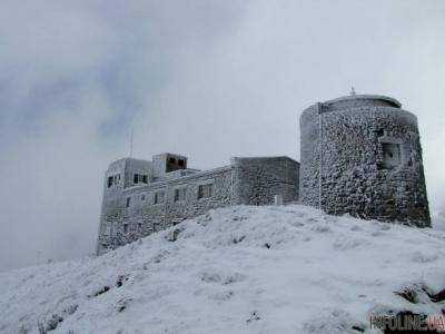 Снег в Карпатах: показали, как выглядят Поп Иван и Драгобрат